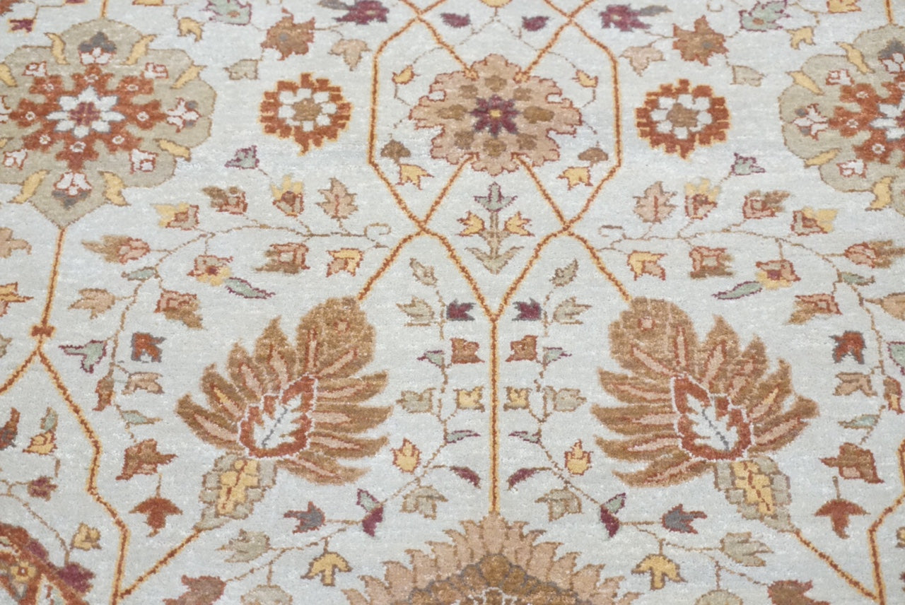 Traditional Bedge NANDINI 5ft Octagon Hand Knotted Area Rug from India