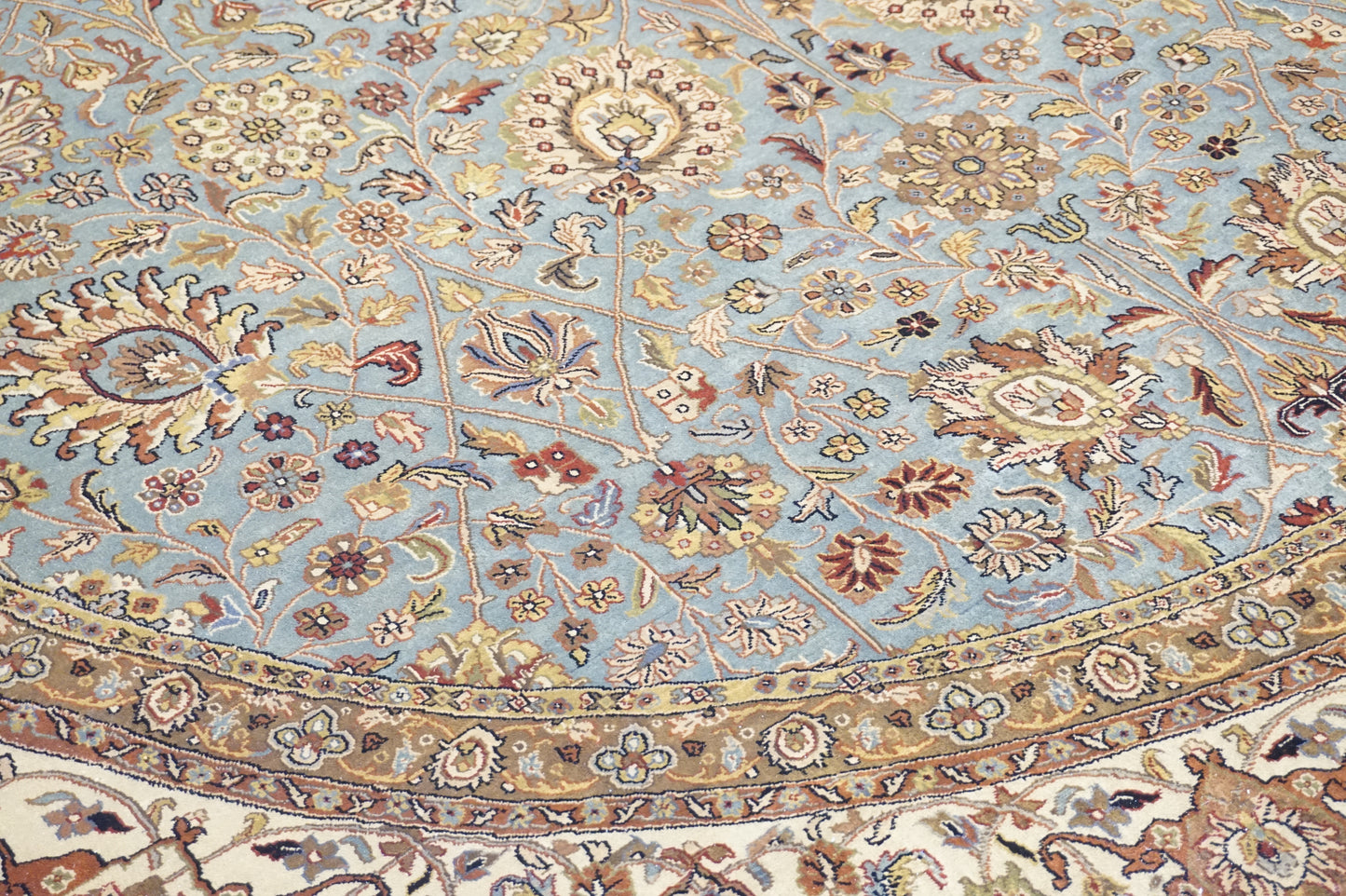 Traditional L.Blue 105 10ft Round Hand Knotted Area Rug from India