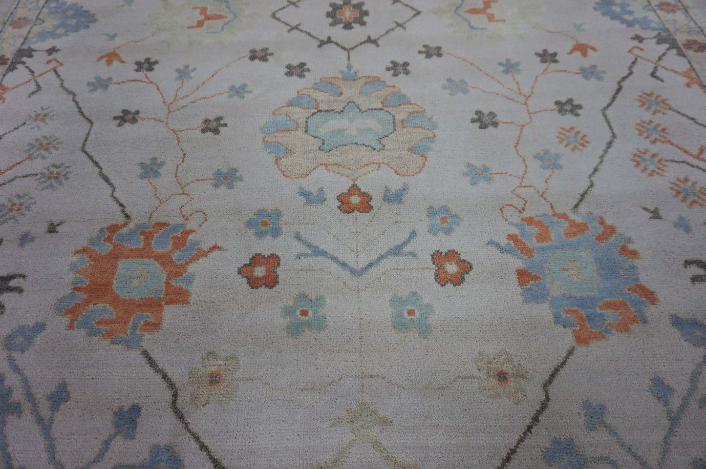 Traditional Beige OUSHAK 9x12 Hand Knotted Area Rug from India