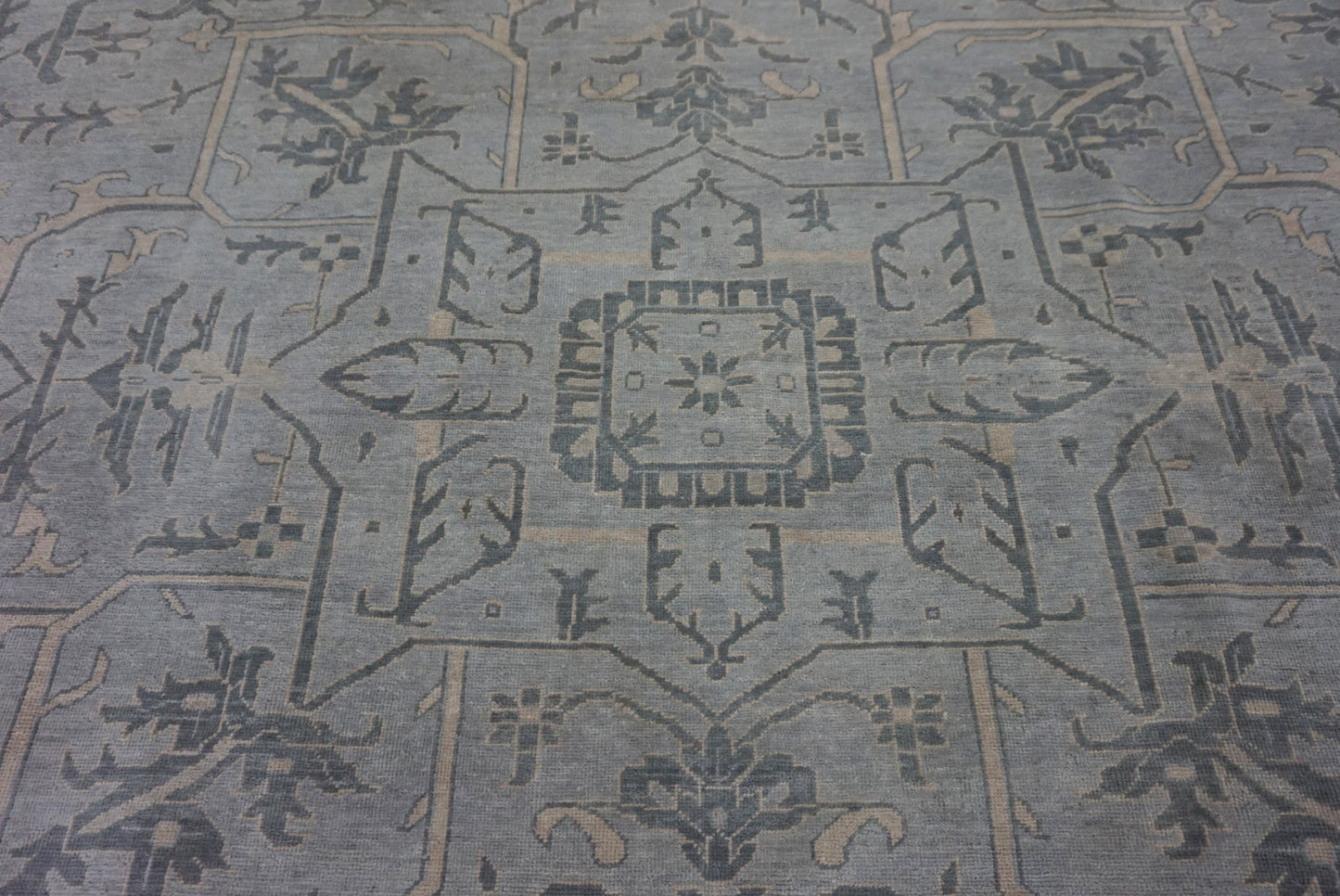 Traditional L.Blue OUSHAK 12x15 Hand Knotted Area Rug from India