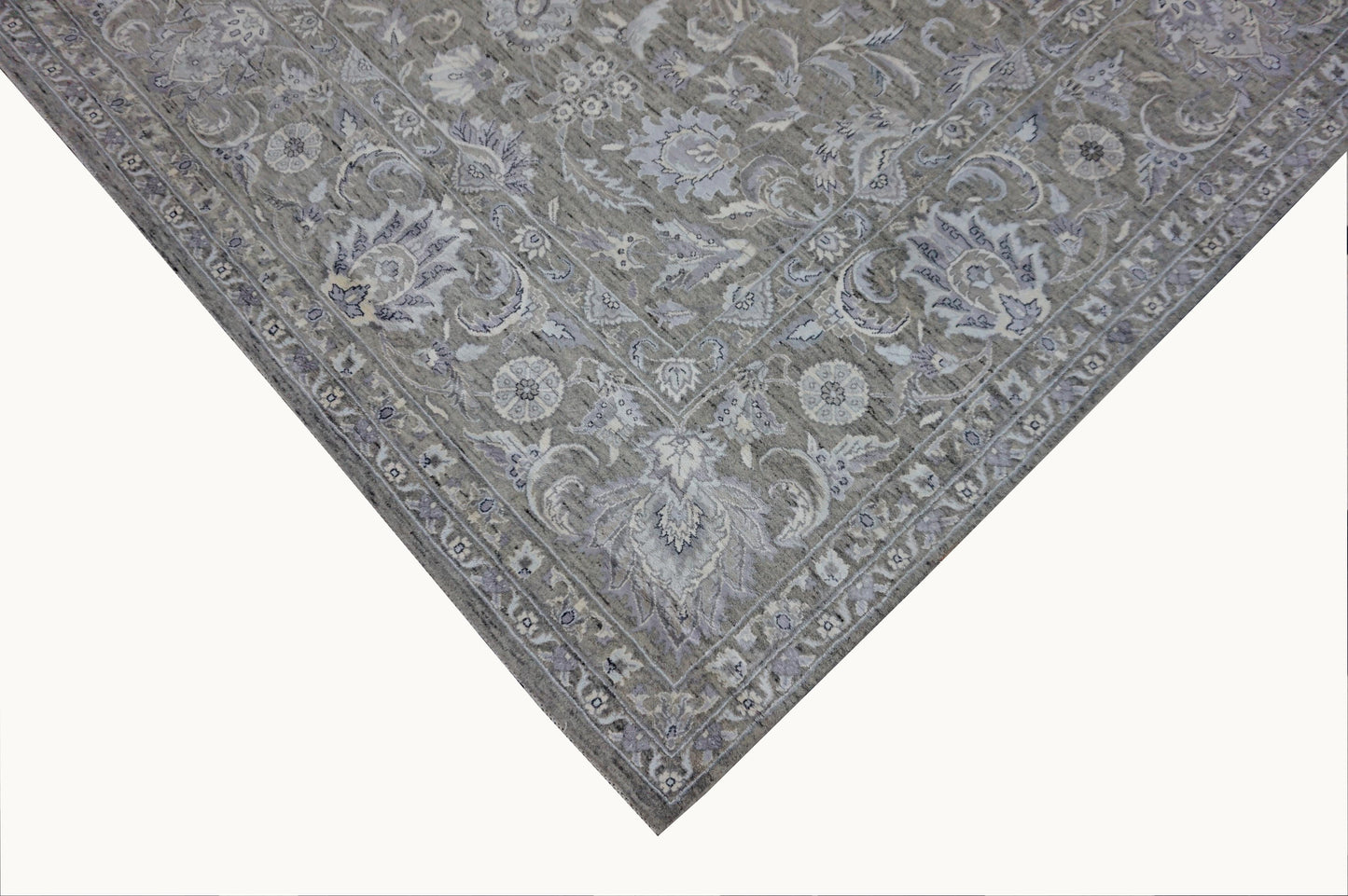 Traditional Grey 172 8x10 Hand Knotted Area Rug from India