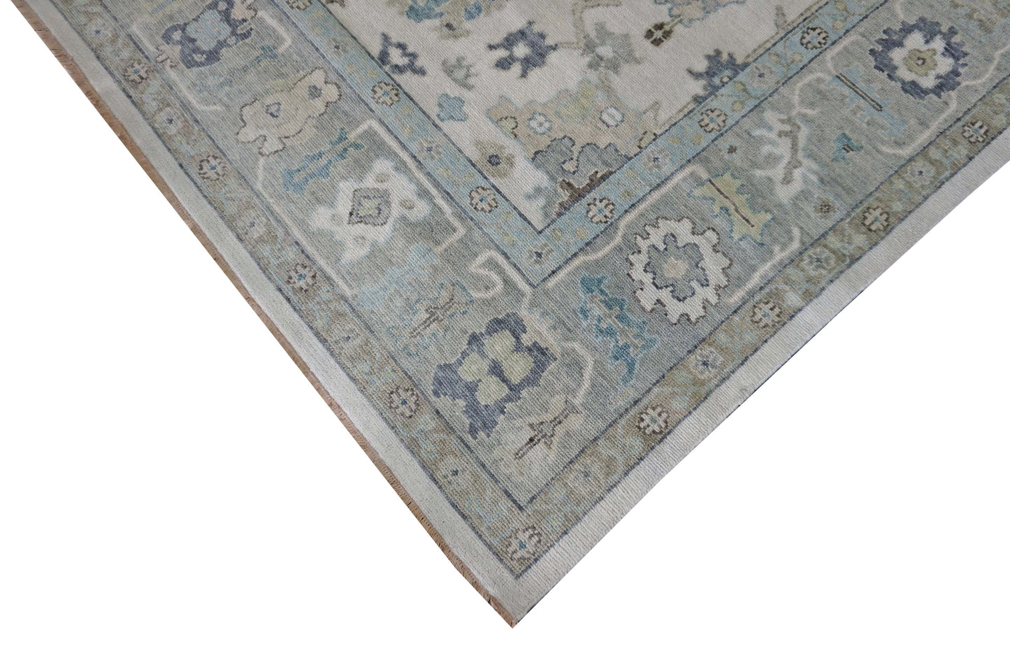 Traditional Ivory AT-236-03 8x10 Hand Knotted Area Rug from India