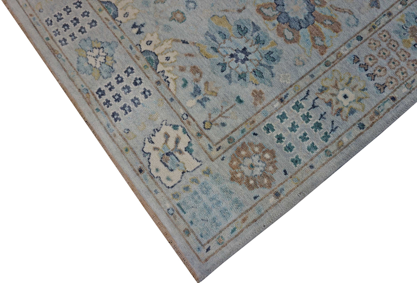 Traditional Grey AT-215 4x6 Hand Knotted Area Rug from India