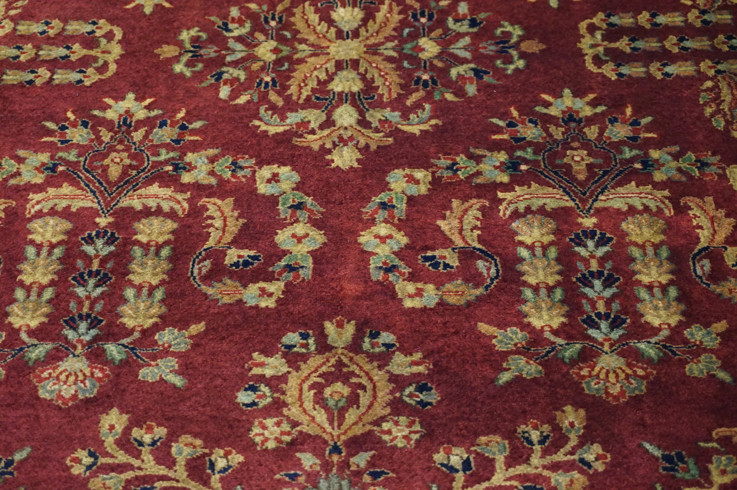 Traditional Maroon SAROOKH 4x6 Hand Knotted Area Rug from India