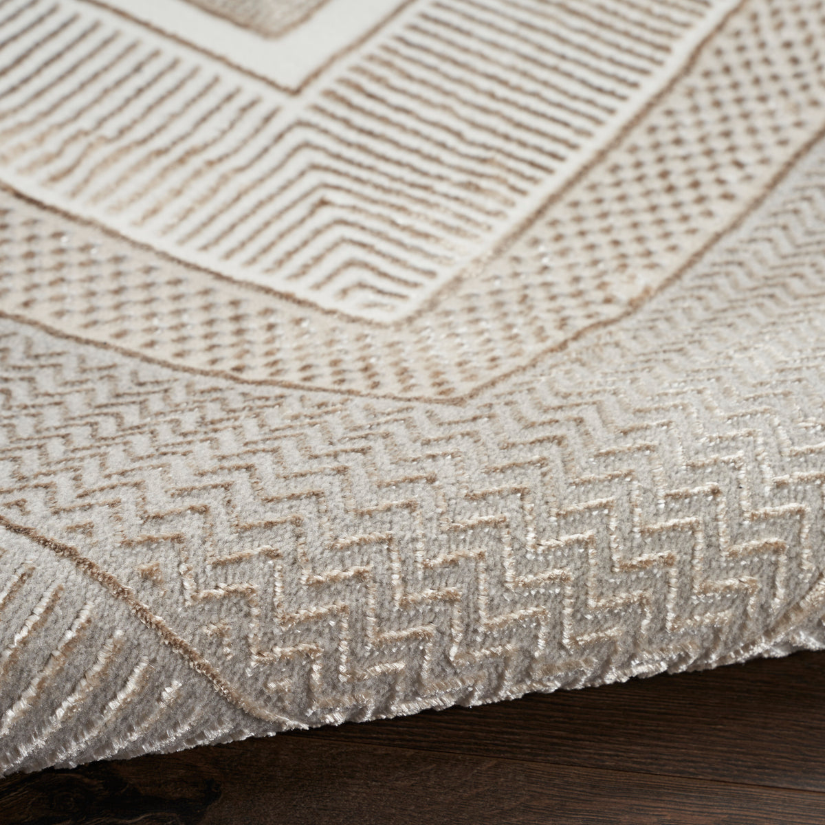 Nourison Home Glitz Glz07 Area Rugs Collection