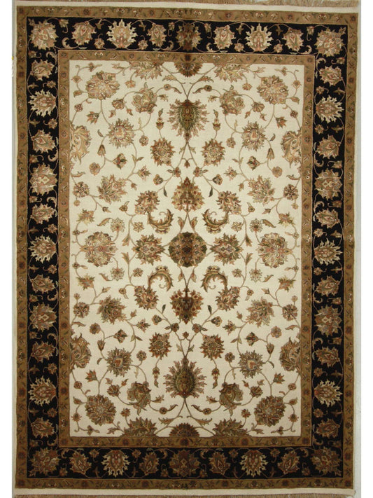 Traditional Beige BC-2006 5x7 Hand Knotted Area Rug from India