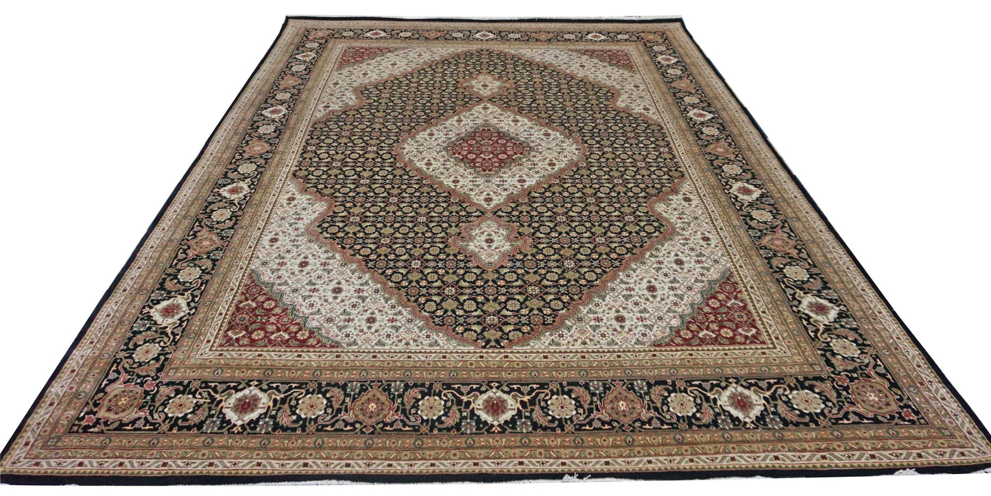 Traditional Blac MAHI 8x10 Hand Knotted Area Rug from India