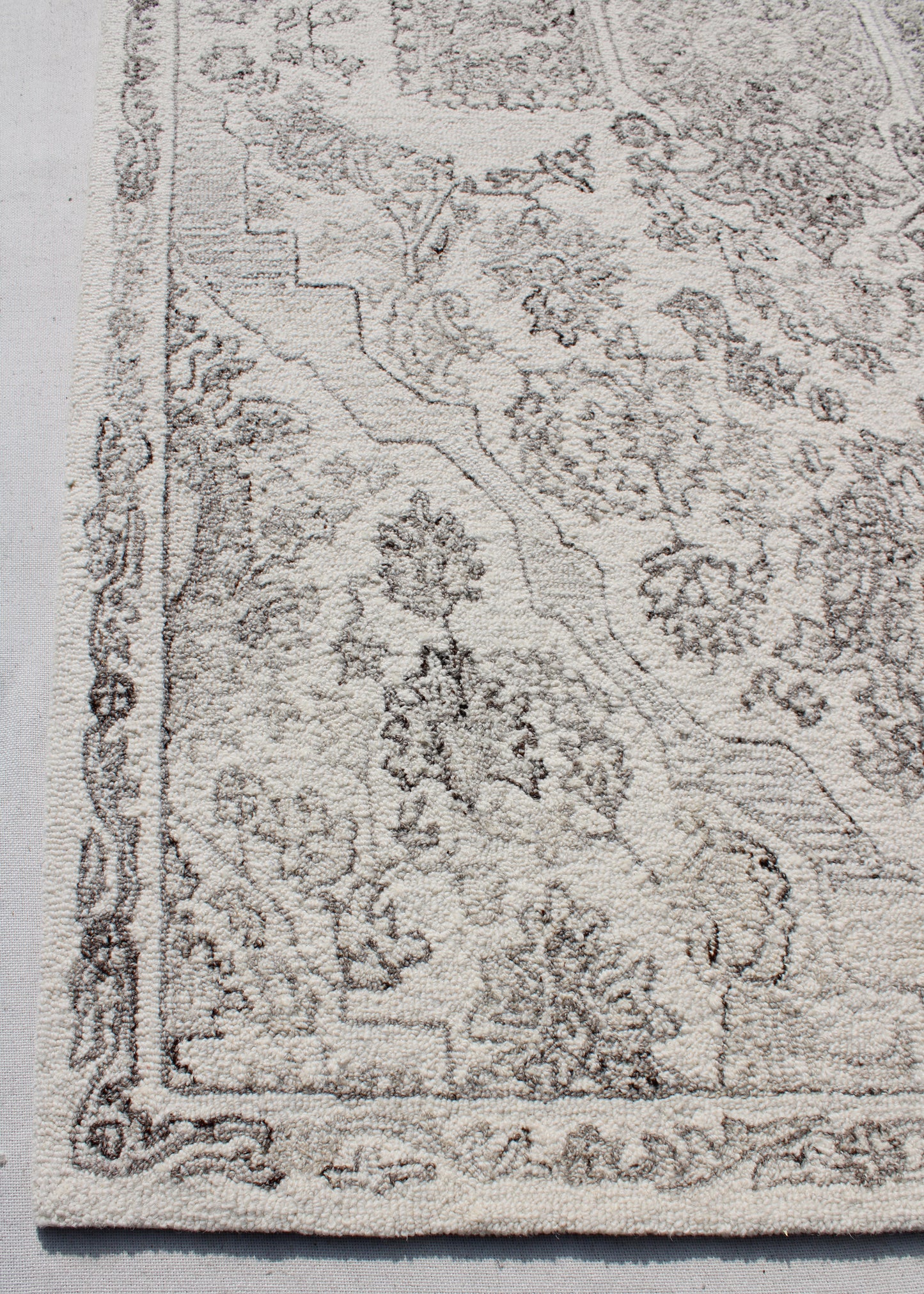 Dynamic Rugs Legend 7485 Area Rug