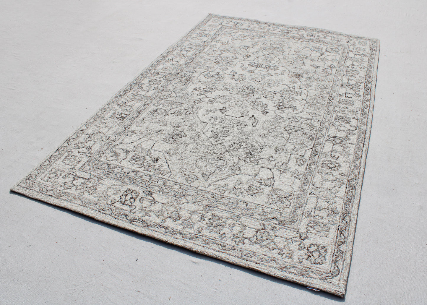 Dynamic Rugs Legend 7486 Area Rug