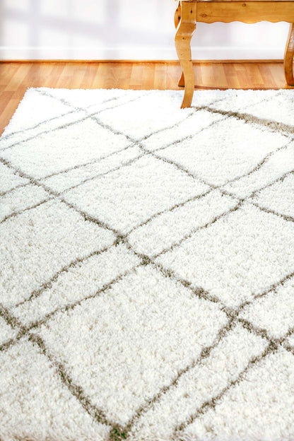 Dynamic Nordic 7431 White-Silver Area Rug Collection