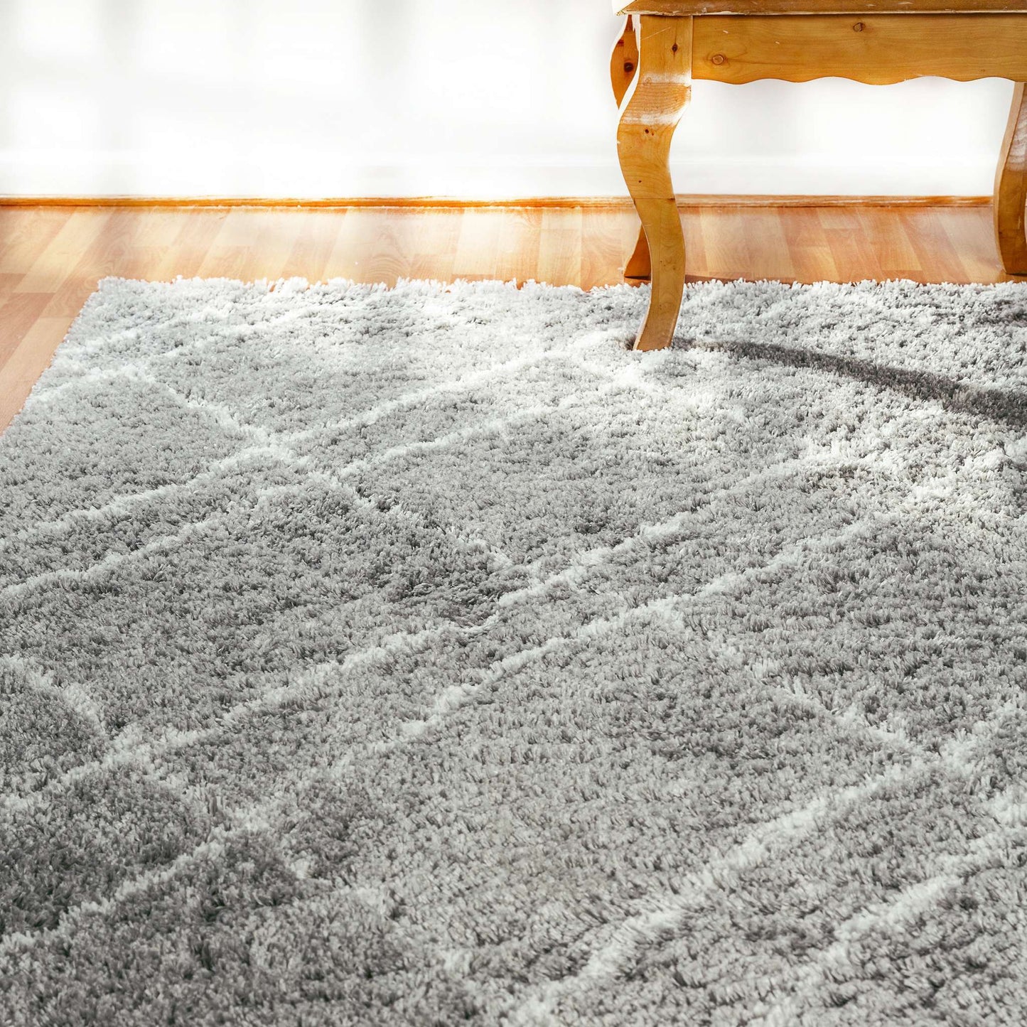 Dynamic Nordic 7431 Silver-White Area Rug Collection